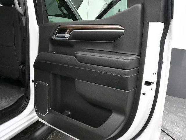 Used 2023 Chevrolet Silverado 1500 LT Trail Boss w/ Protection Package image 12