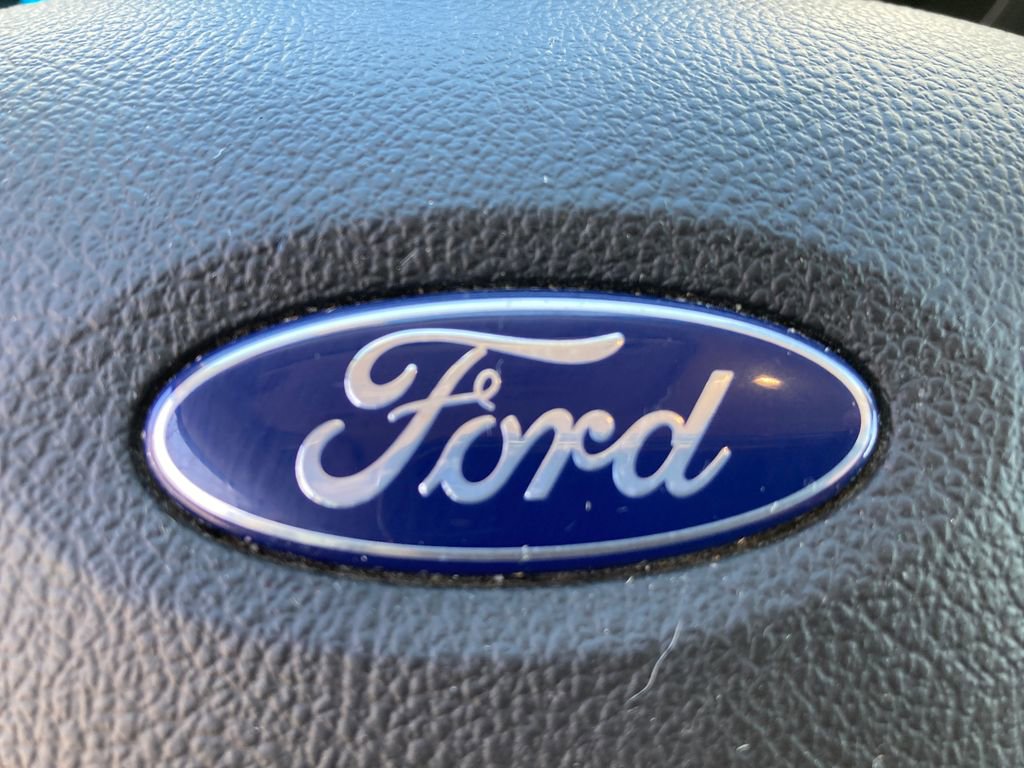 Used 2018 Ford Escape SE w/ SE Sync 3 Package AWD/4WD image 30