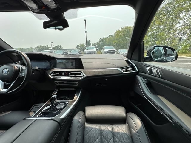 Used 2023 BMW X5 xDrive40i w/ Premium Package AWD/4WD image 32