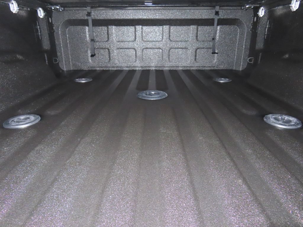 Used 2026 RAM 2500 Laramie AWD/4WD image 43