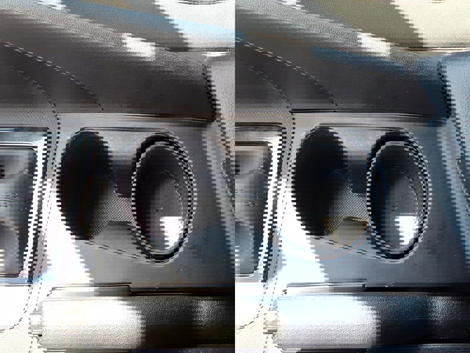 Used 2023 Hyundai Elantra SEL image 26