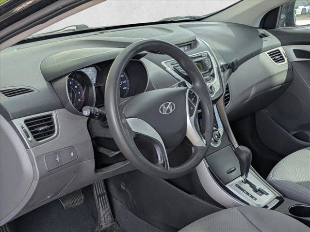 Used 2011 Hyundai Elantra GLS FWD image 8