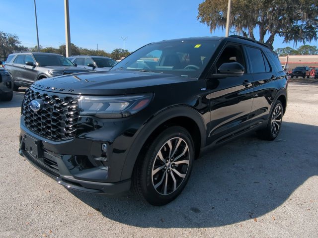 New 2026 Ford Explorer ST-Line RWD image 9