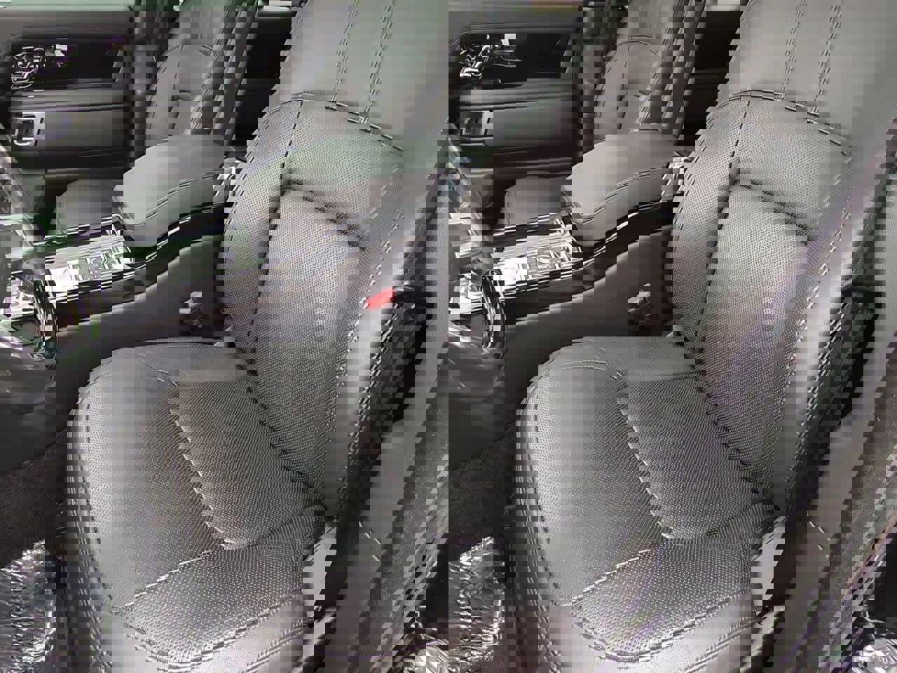 Used 2021 Land Rover Range Rover Westminster Edition image 15