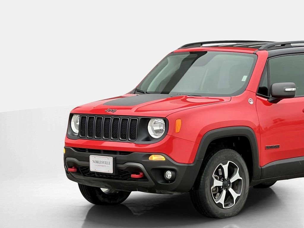 Used 2019 Jeep Renegade Trailhawk w/ Cold Weather Group II AWD/4WD image 11