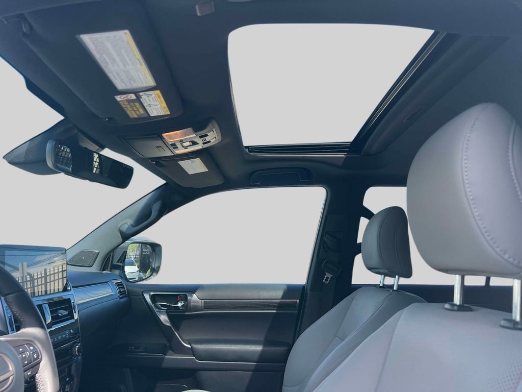 Used 2023 Lexus GX 460 w/ Black Line Special Edition image 21