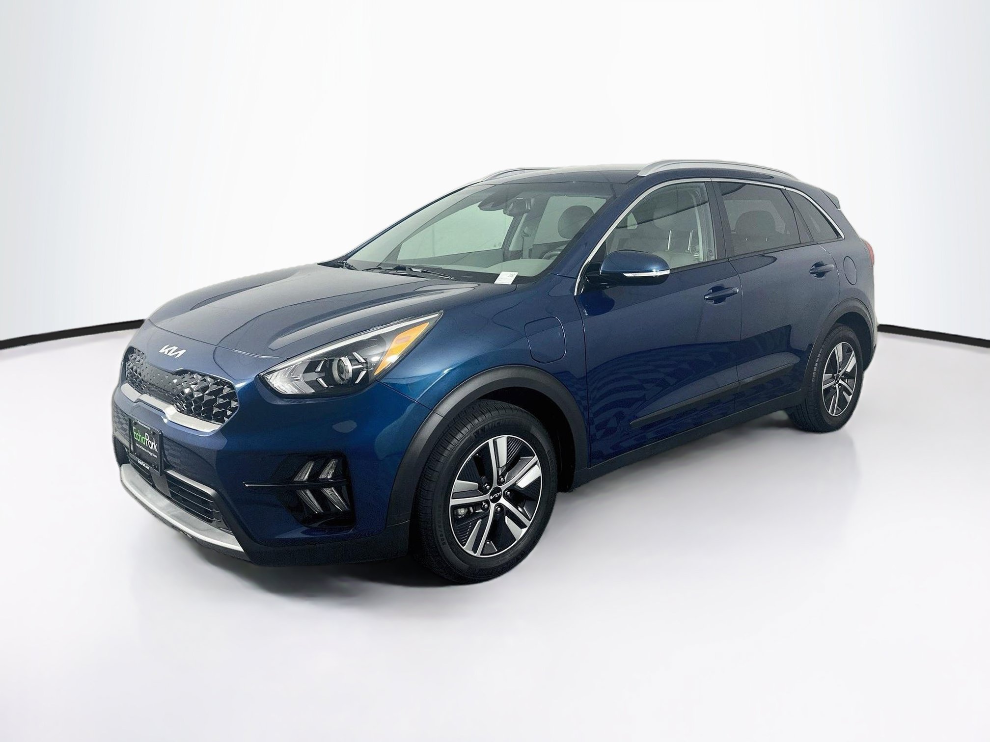 Used 2022 Kia Niro EX FWD image 3