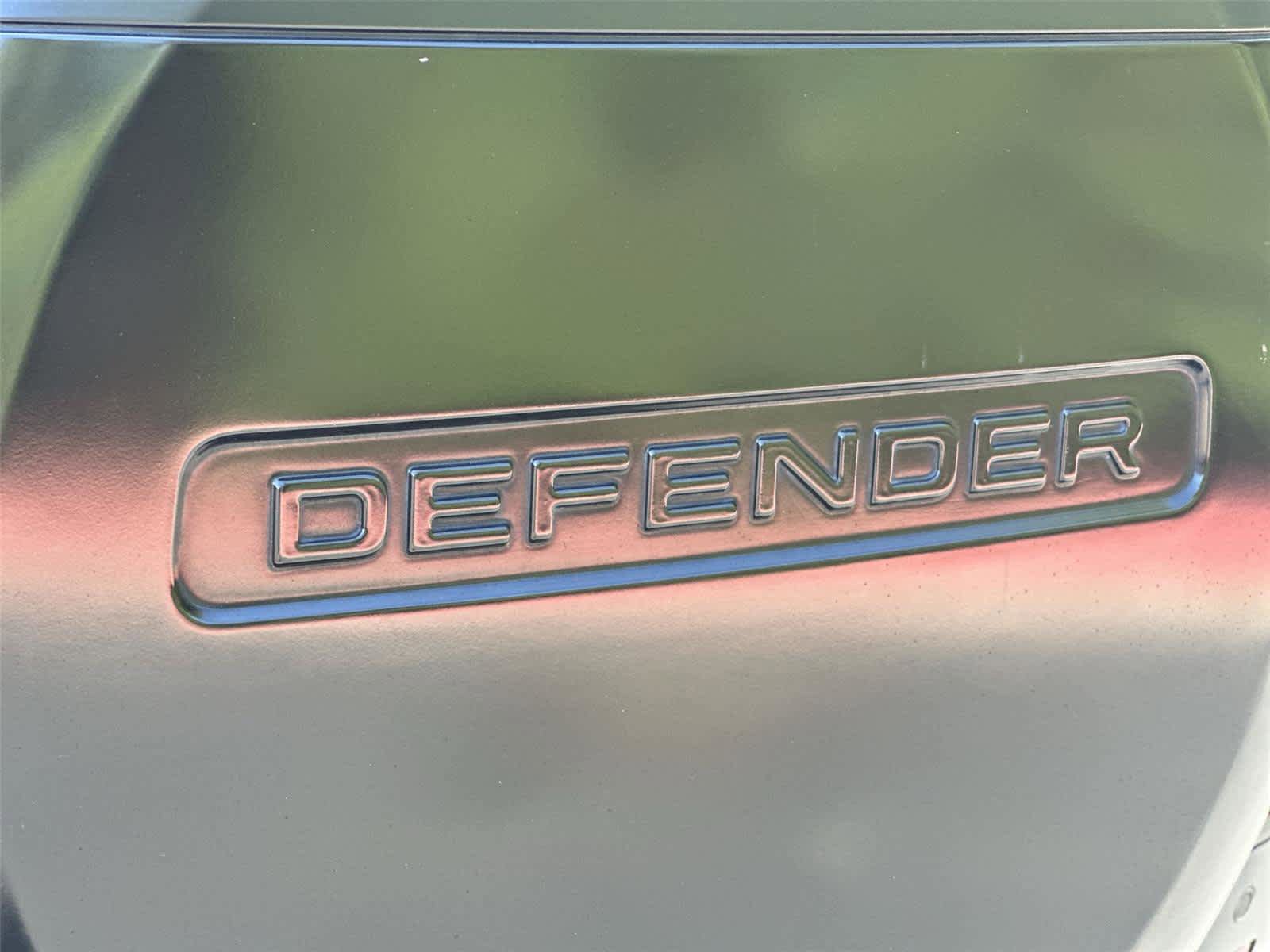 Used 2020 Land Rover Defender 110 SE AWD/4WD image 8