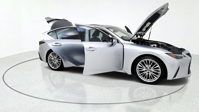 Used 2023 Lexus IS 300 w/ Premium Package RWD image 11