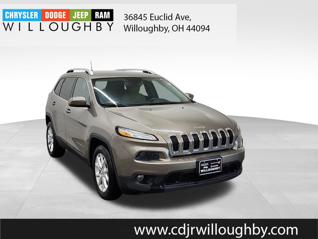 Used 2016 Jeep Cherokee Latitude w/ Safety/Convenience Group FWD image 3