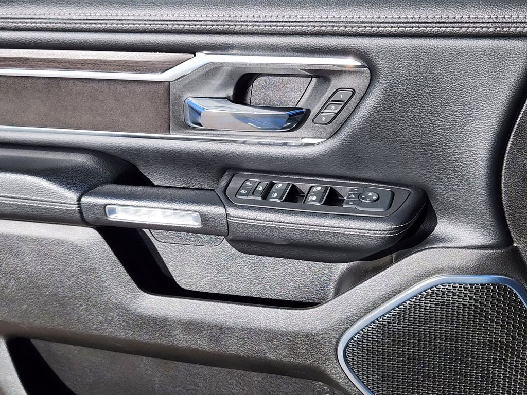 Used 2025 RAM 1500 Laramie image 6