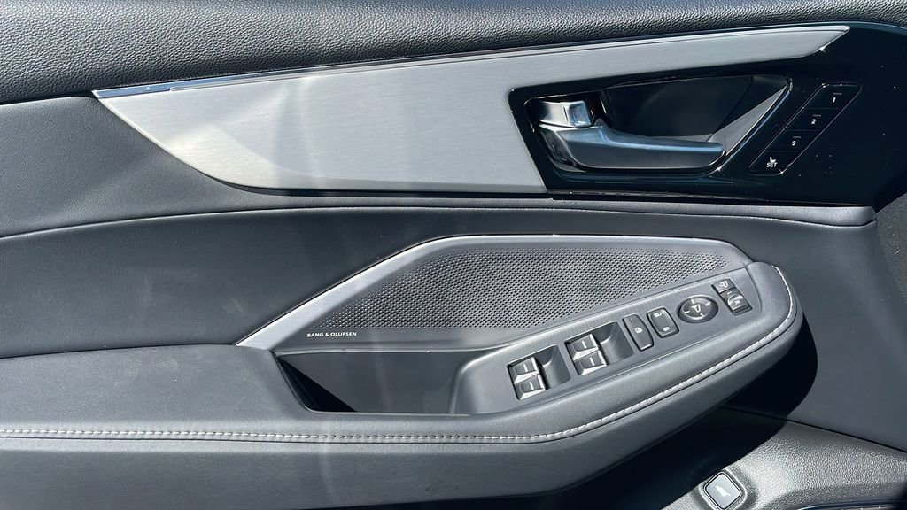 New 2026 Acura MDX w/ Technology Package image 25