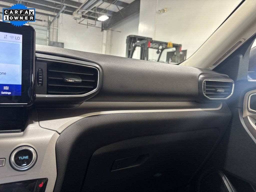 Used 2023 Ford Explorer XLT w/ Equipment Group 202A image 25
