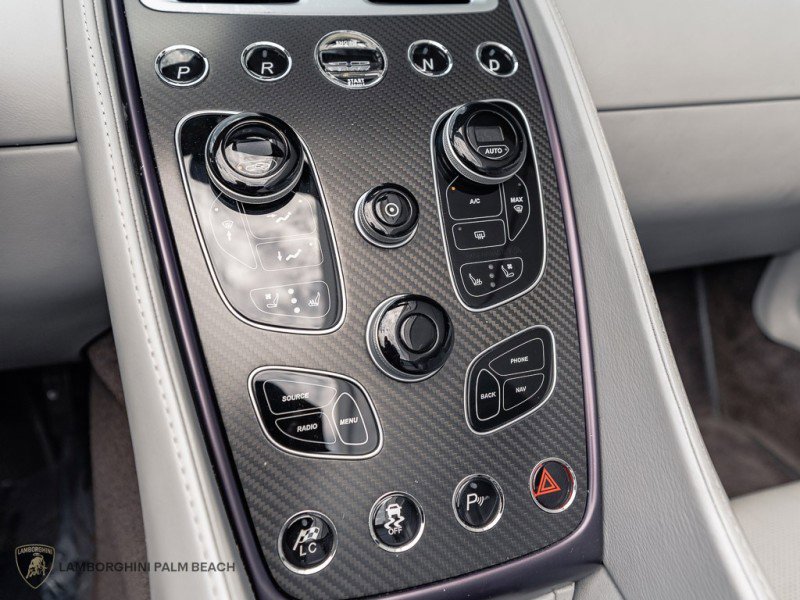 Used 2014 Aston Martin Vanquish Volante RWD image 21