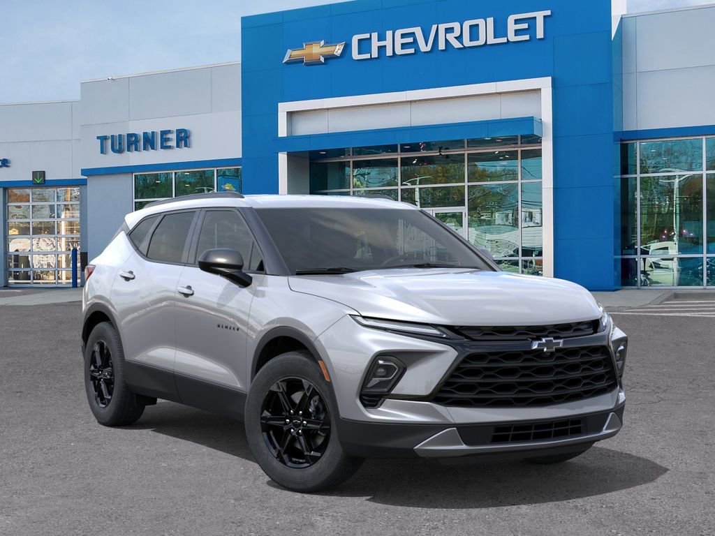 New 2026 Chevrolet Blazer LT w/ Midnight/Sport Edition AWD/4WD image 7