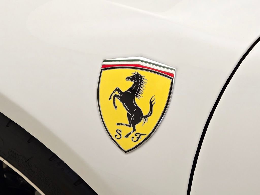 Used 2023 Ferrari SF90 Spider AWD/4WD image 16