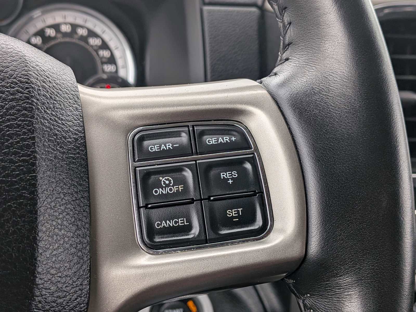 Used 2016 RAM 1500 Laramie w/ Convenience Group AWD/4WD image 23