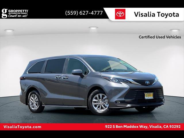 Certified 2025 Toyota Sienna XLE FWD image 1