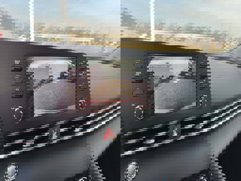 New 2025 Hyundai Elantra Blue image 19