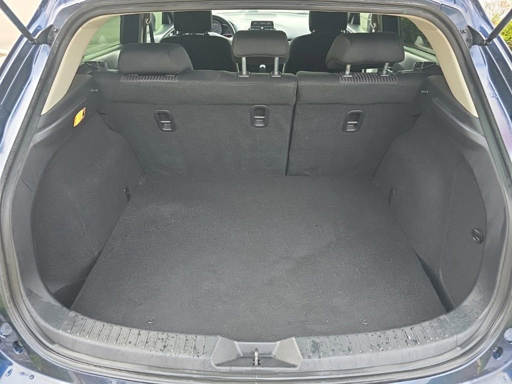 Used 2014 MAZDA MAZDA3 i Touring image 13