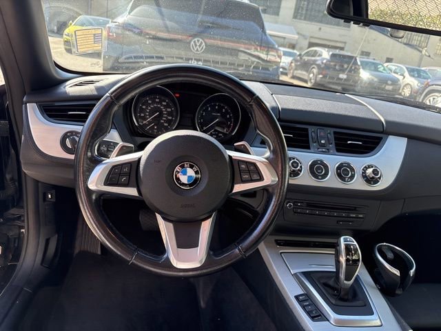 Used 2014 BMW Z4 sDrive35i image 6