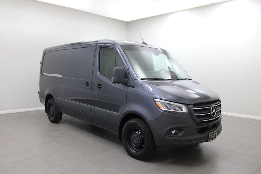 New 2026 Mercedes-Benz Sprinter 2500 image 3