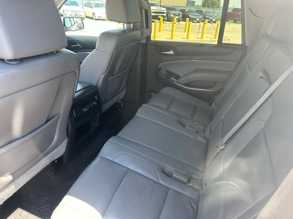 Used 2015 Chevrolet Tahoe LT w/ Luxury Package AWD/4WD image 19