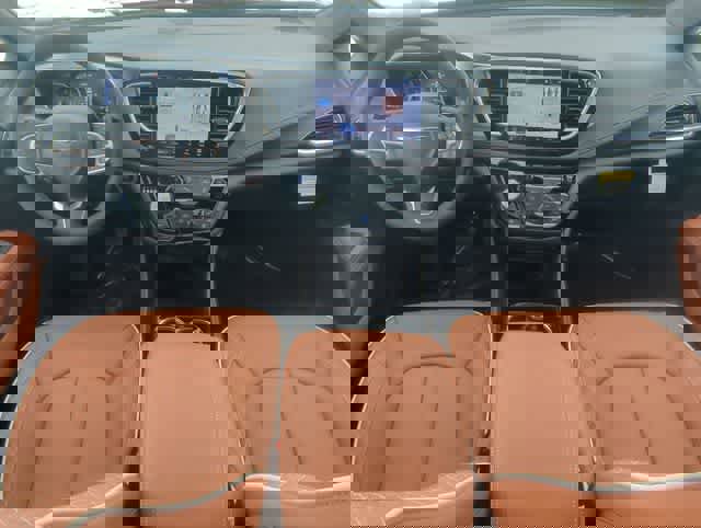 New 2026 Chrysler Pacifica Pinnacle image 15