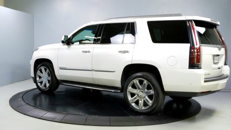 Used 2018 Cadillac Escalade Luxury image 5