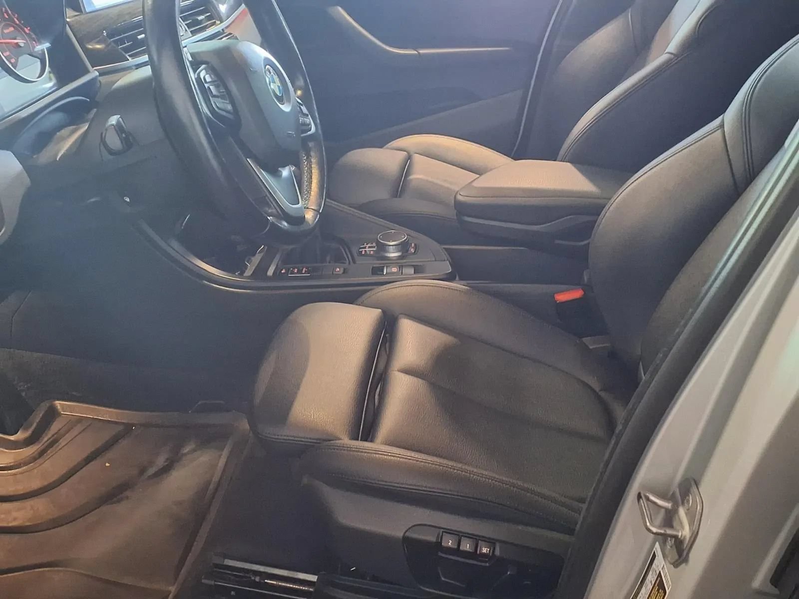 Used 2018 BMW X1 xDrive28i AWD/4WD image 18