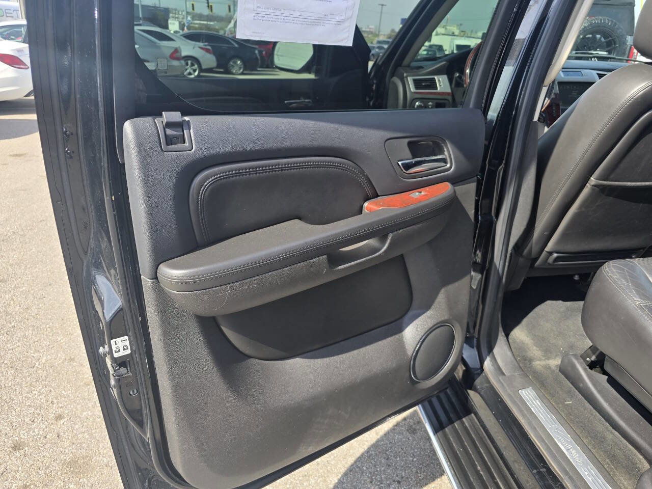 Used 2008 Cadillac Escalade EXT image 20