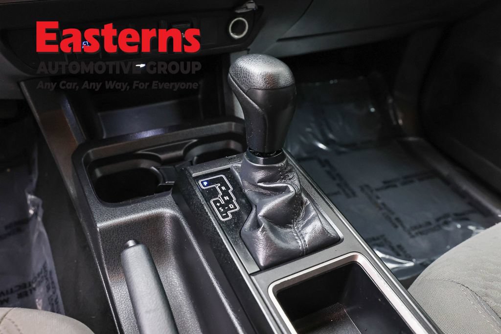 Used 2023 Toyota Tacoma SR RWD image 13