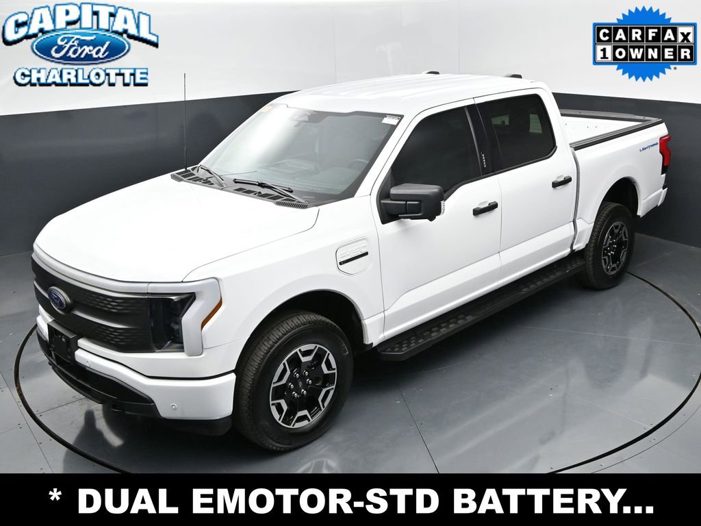 Used 2023 Ford F150 Lightning XLT AWD/4WD image 29