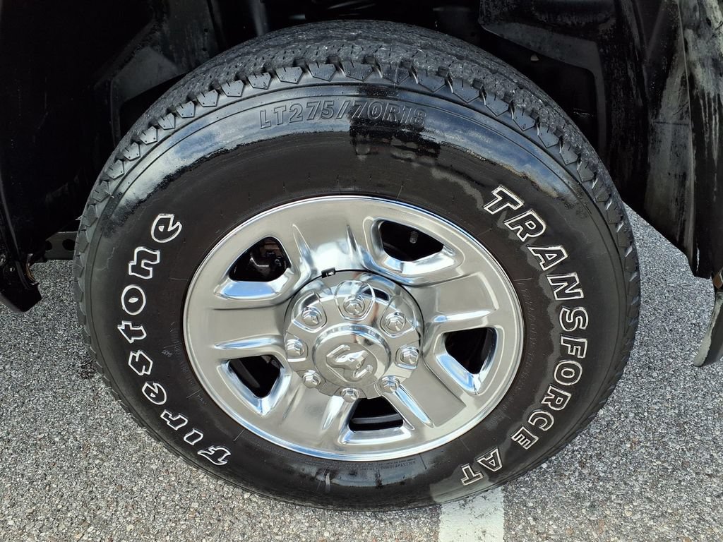 Used 2022 RAM 2500 Laramie w/ Night Edition AWD/4WD image 9