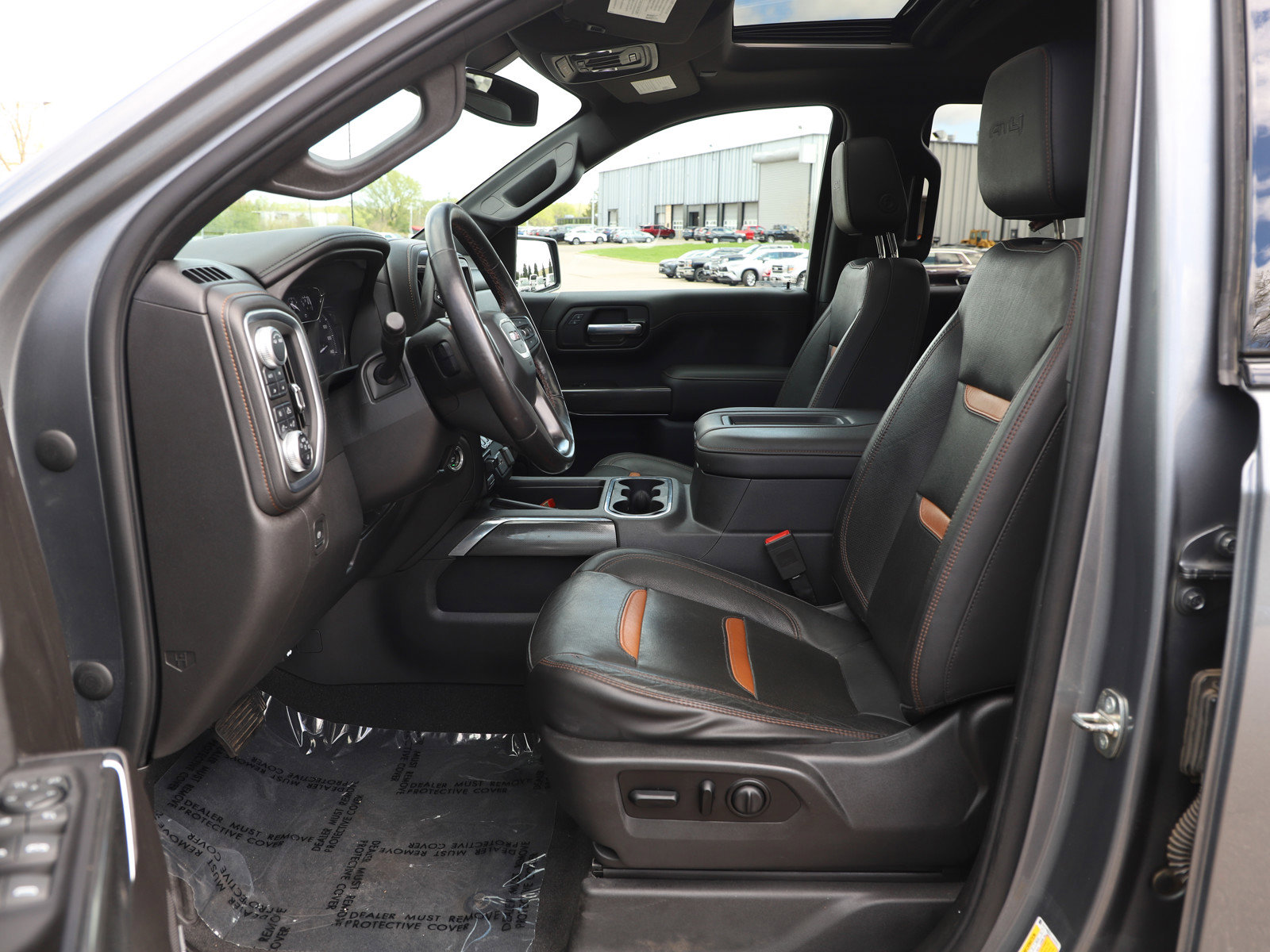 Used 2020 GMC Sierra 1500 AT4 w/ AT4 Premium Package AWD/4WD image 17