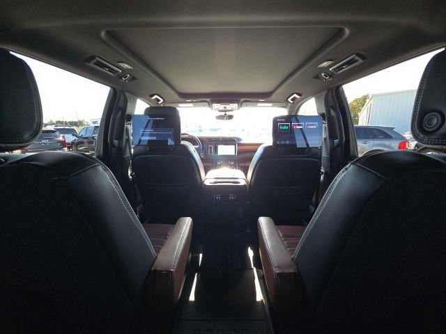 Used 2024 GMC Yukon Denali Ultimate image 19