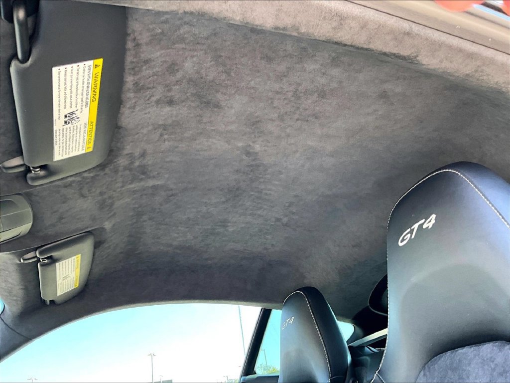 Certified 2016 Porsche Cayman GT4 RWD image 18