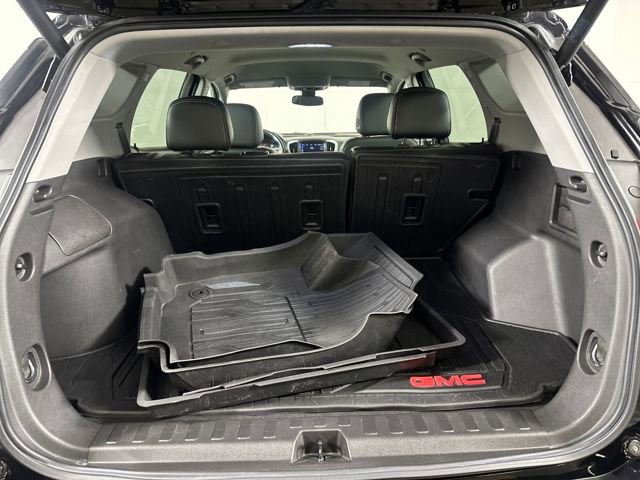 Used 2022 GMC Terrain SLT w/ Elevation Edition image 26