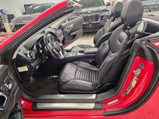 Used 2013 Mercedes-Benz SL 550 image 40