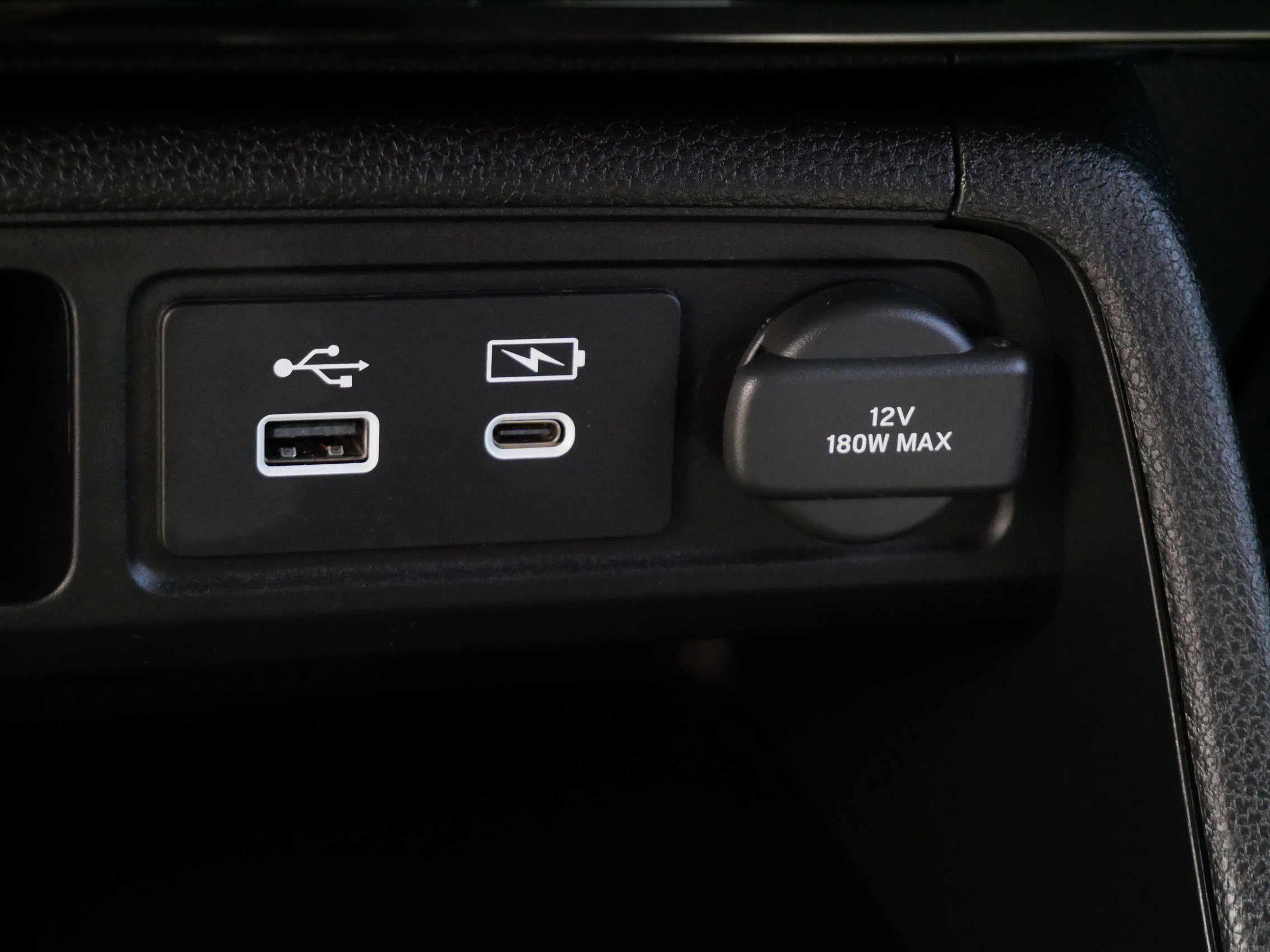 Certified 2025 Honda Pilot Sport image 30