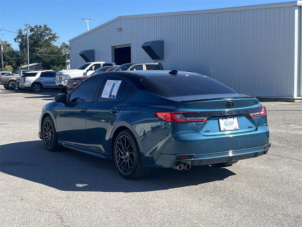 Used 2025 Toyota Camry XSE image 3