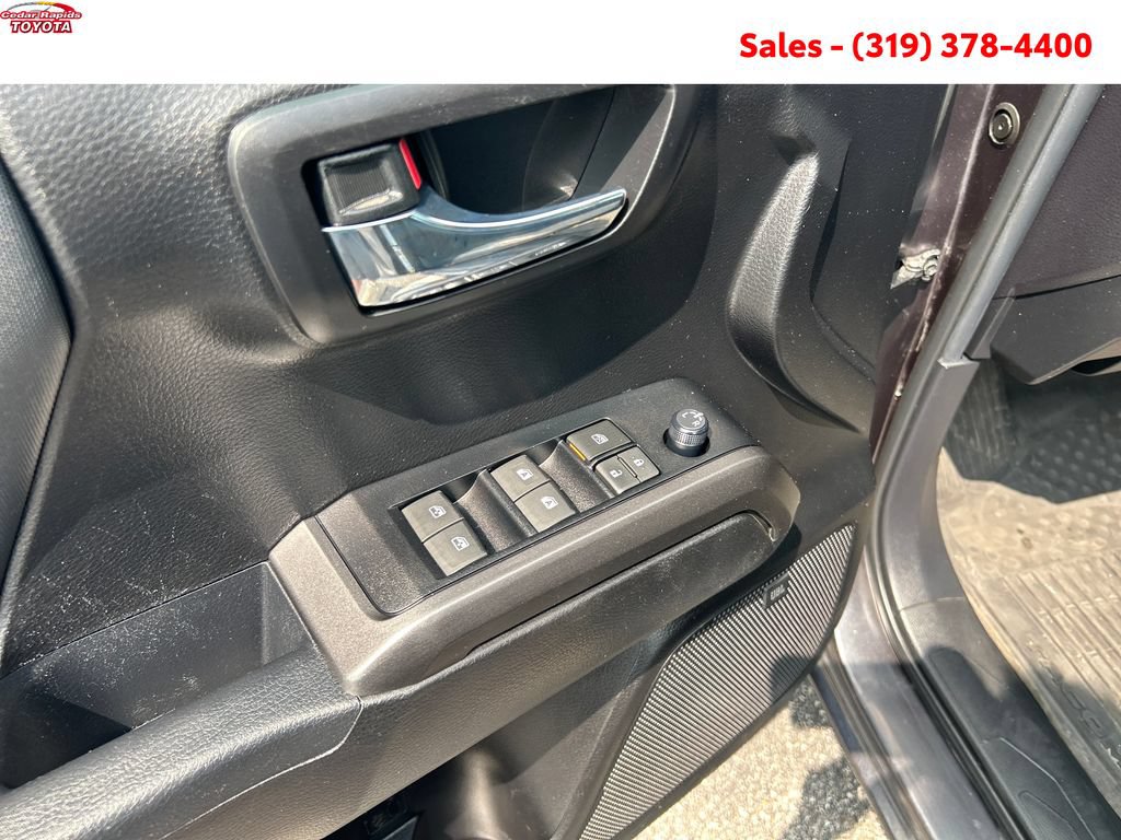Certified 2022 Toyota Tacoma TRD Sport w/ TRD Premium Sport Package AWD/4WD image 13