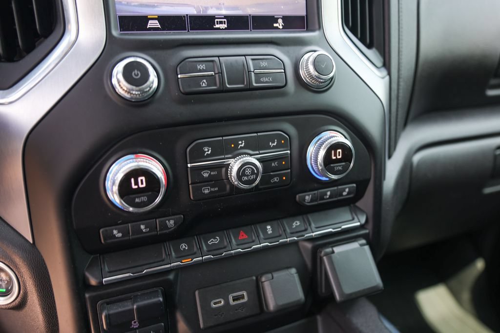 Used 2021 GMC Sierra 1500 SLT RWD image 21