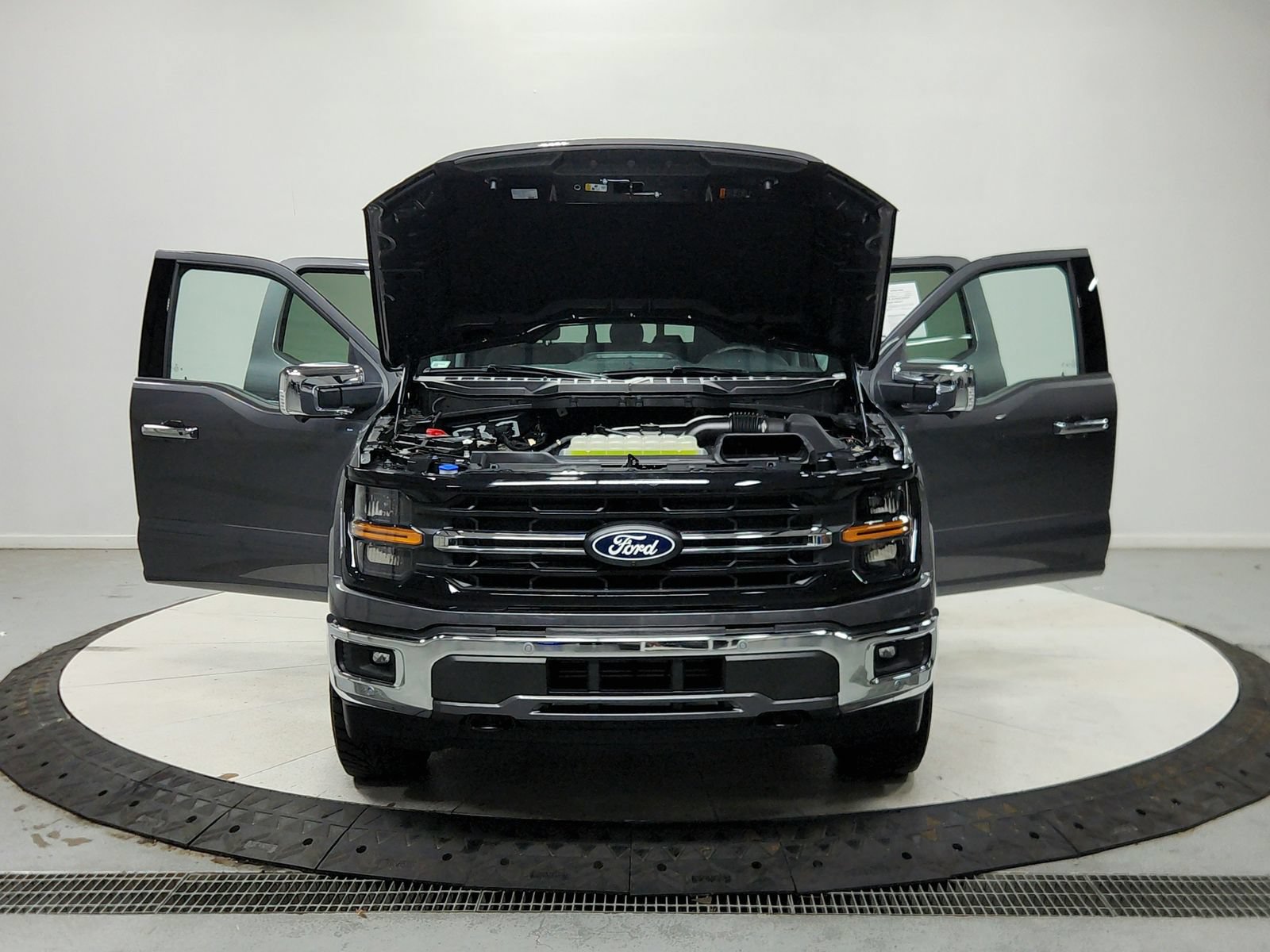 Used 2025 Ford F150 XLT w/ Equipment Group 302A MID AWD/4WD image 11