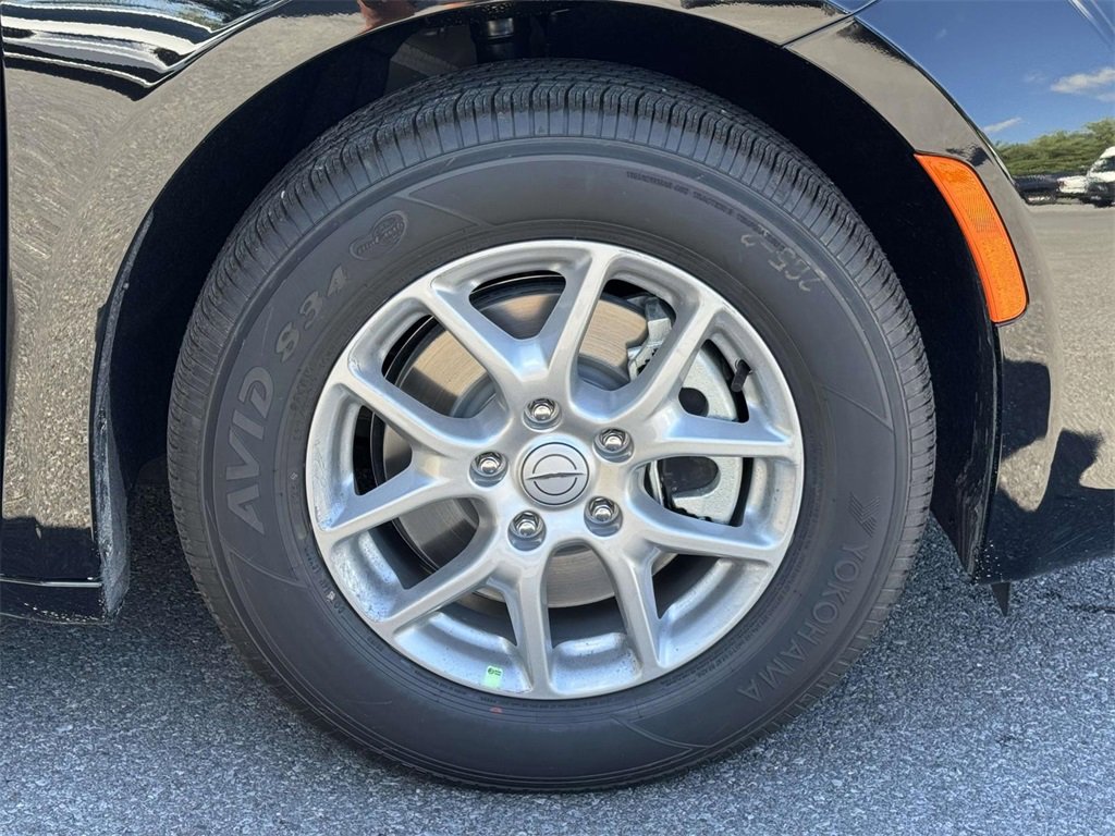 New 2026 Chrysler Voyager LX image 11