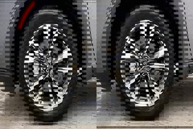 Certified 2025 INFINITI QX60 Luxe w/ Vision Package image 10