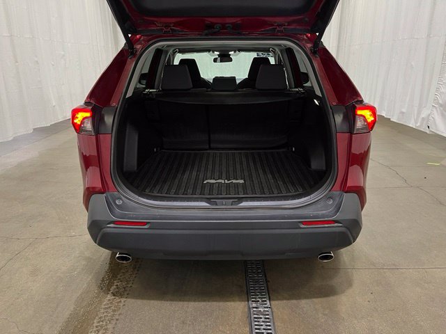 Certified 2025 Toyota RAV4 XLE w/ Convenience Package AWD/4WD image 13
