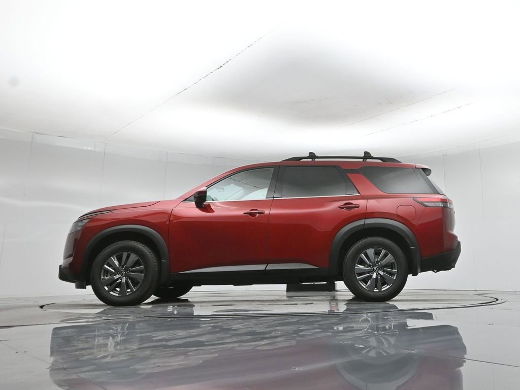 Used 2023 Nissan Pathfinder SV w/ SV Premium Package image 51