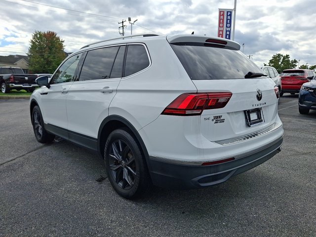 Used 2024 Volkswagen Tiguan SE FWD image 4