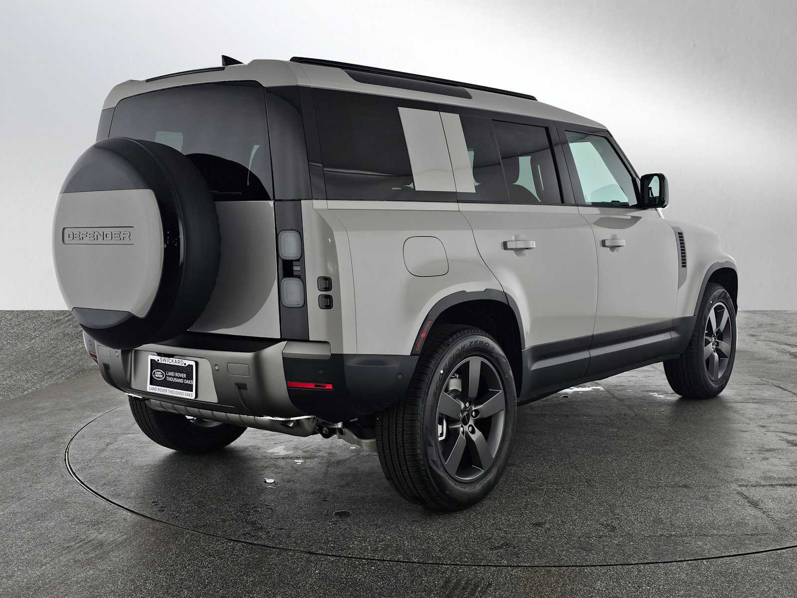 New 2026 Land Rover Defender 110 S image 5